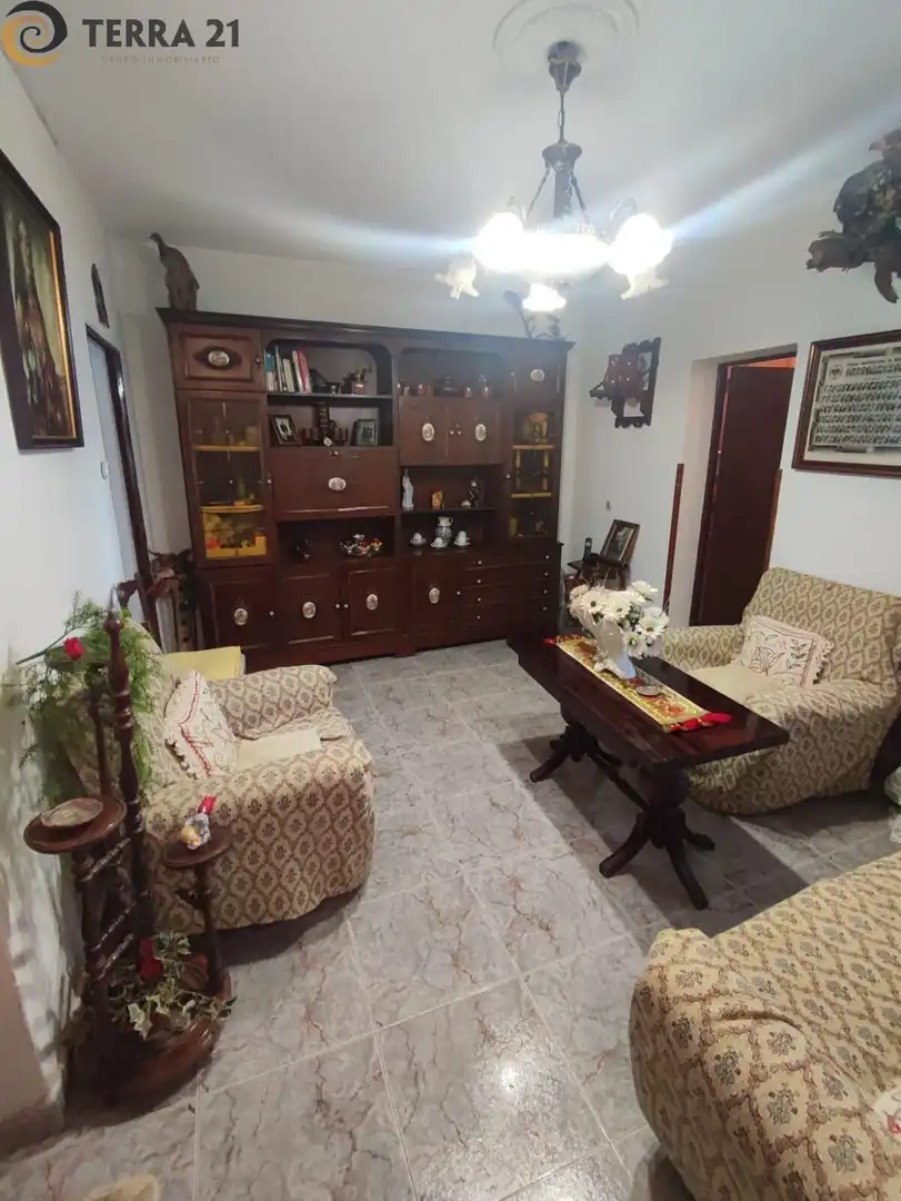 Sala d'estar de Pis en venda en Jaén amb Terrassa