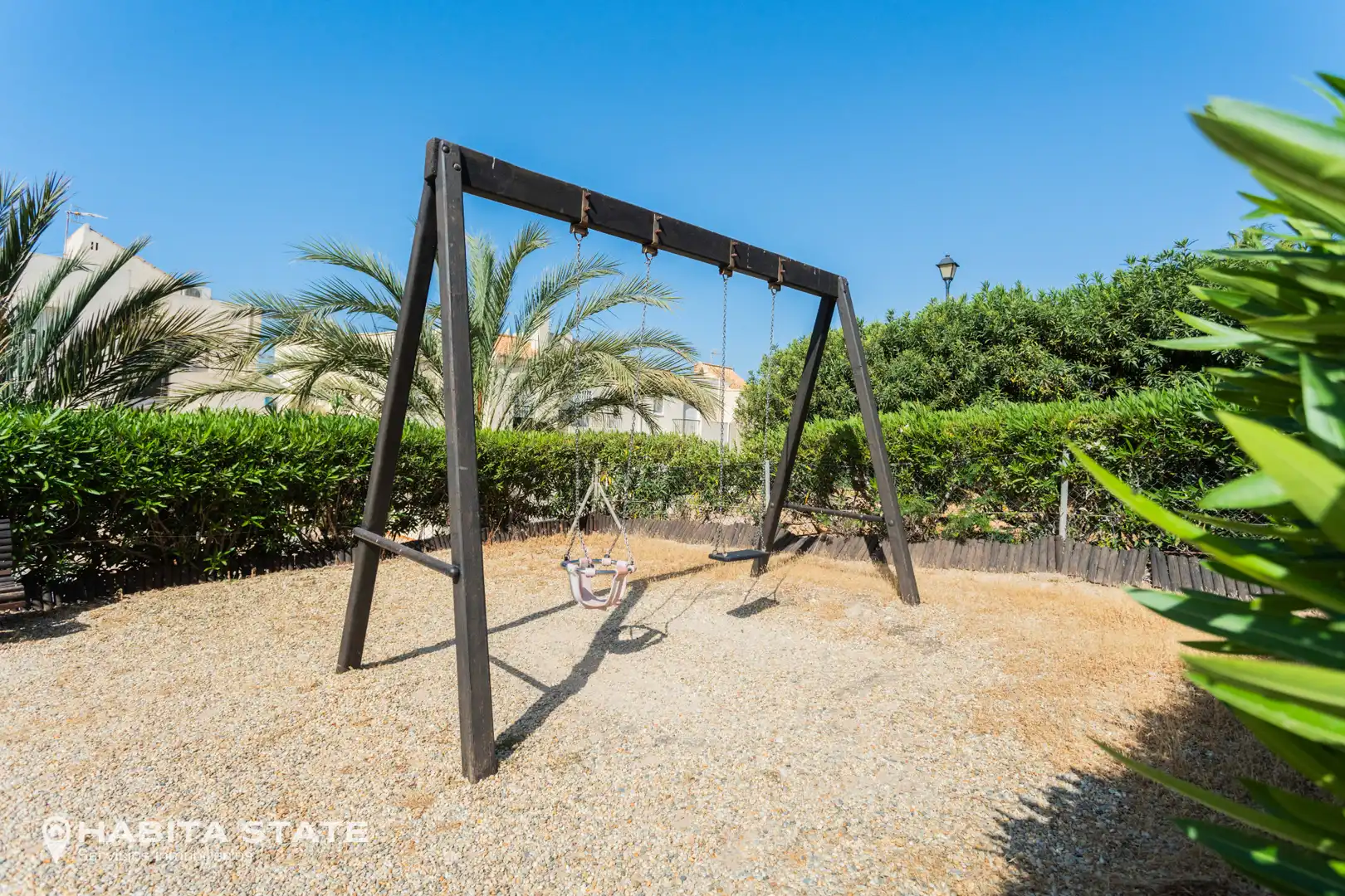 Vista exterior de Apartamento en venta en El Ejido con Terraza, Amueblado y Horno