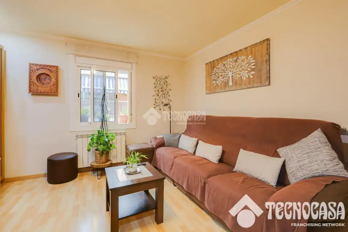 Sala de estar de Piso en venta en Barcelona con Aire acondicionado, Calefacción y Parquet