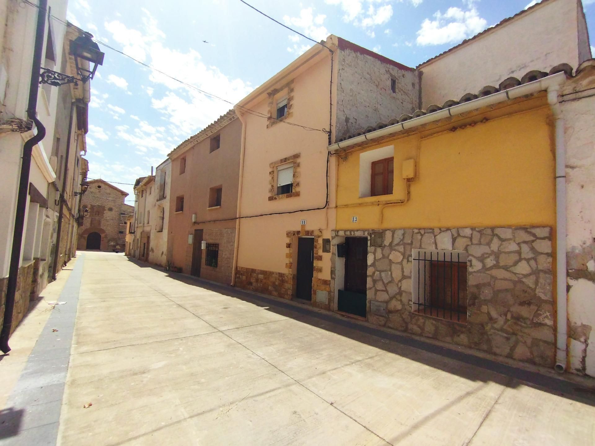 Vista exterior de Casa o xalet en venda en Azaila amb Terrassa
