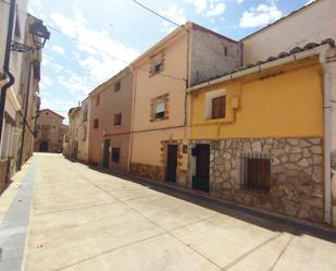 Vista exterior de Casa o xalet en venda en Azaila amb Terrassa