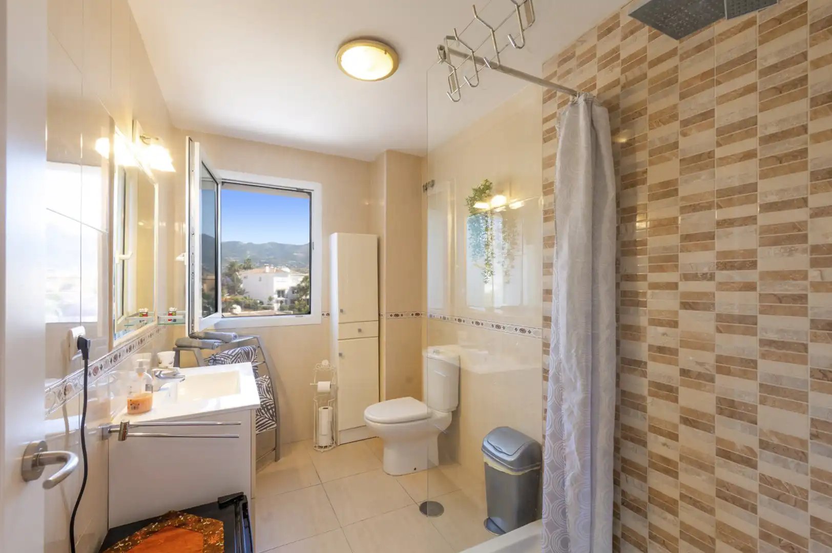 Bany de Casa o xalet en venda en Mijas amb Jardí privat i Piscina