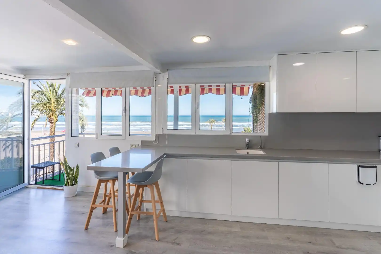Kitchen of Flat for sale in Cullera  with Balcony