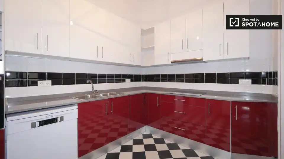 Flat with terrace to rent in Ciutat Vella, imagen 9
