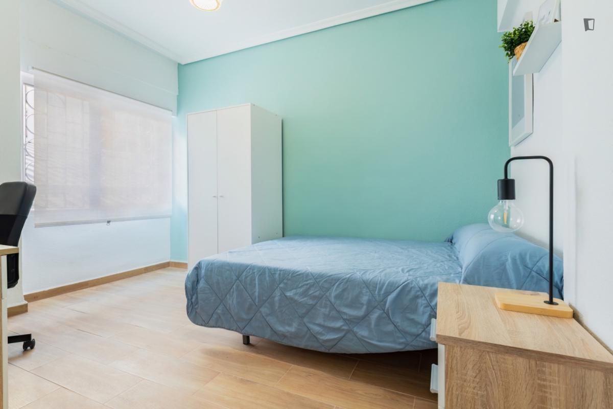 Apartment to share in Parque Ribalta - Plaza de Toros