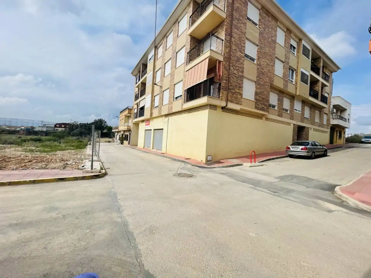 Vista exterior de Local en venda en Murcia
