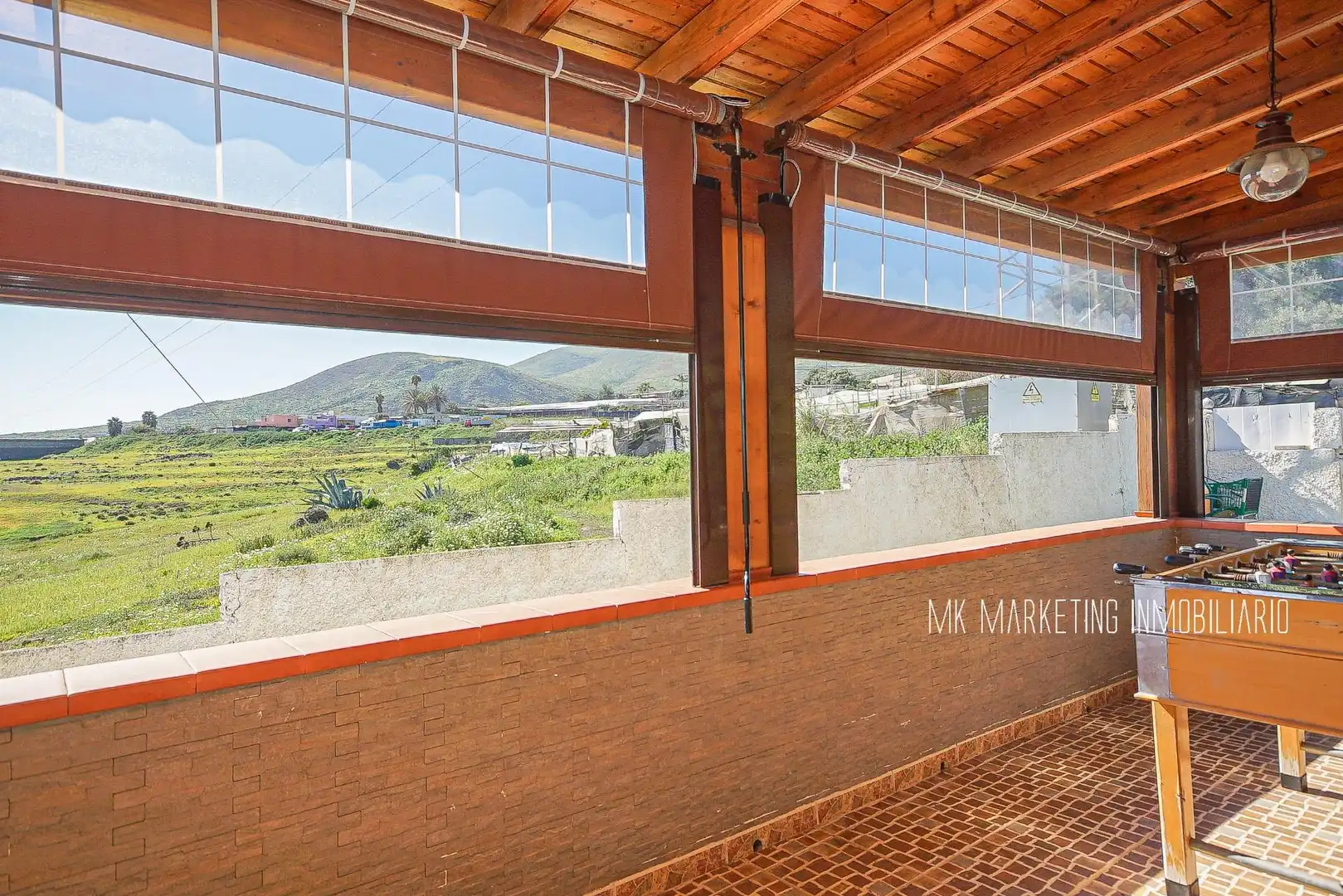 Vista exterior de Casa o xalet en venda en Telde amb Jardí privat, Terrassa i Traster