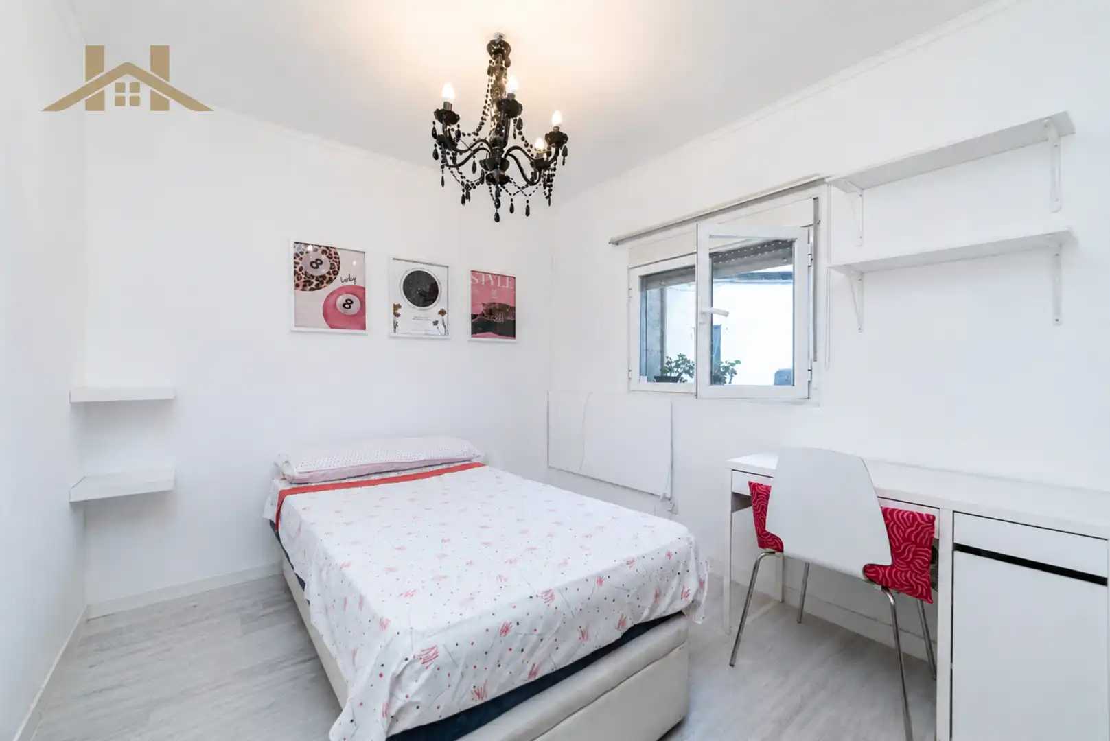 Habitación de Casa o chalet en venta en Pozuelo de Alarcón con Aire acondicionado, Calefacción y Jardín privado