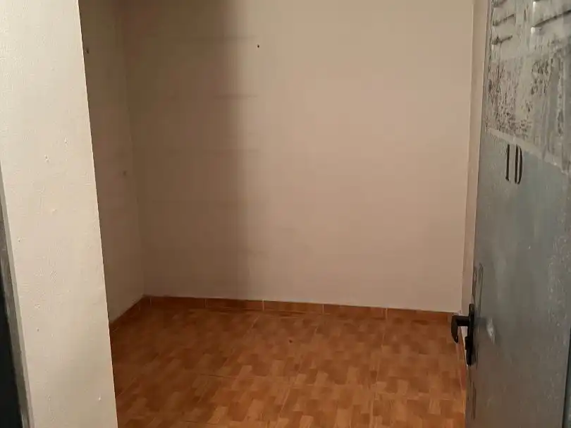 Habitación de Trastero en venta en Avilés