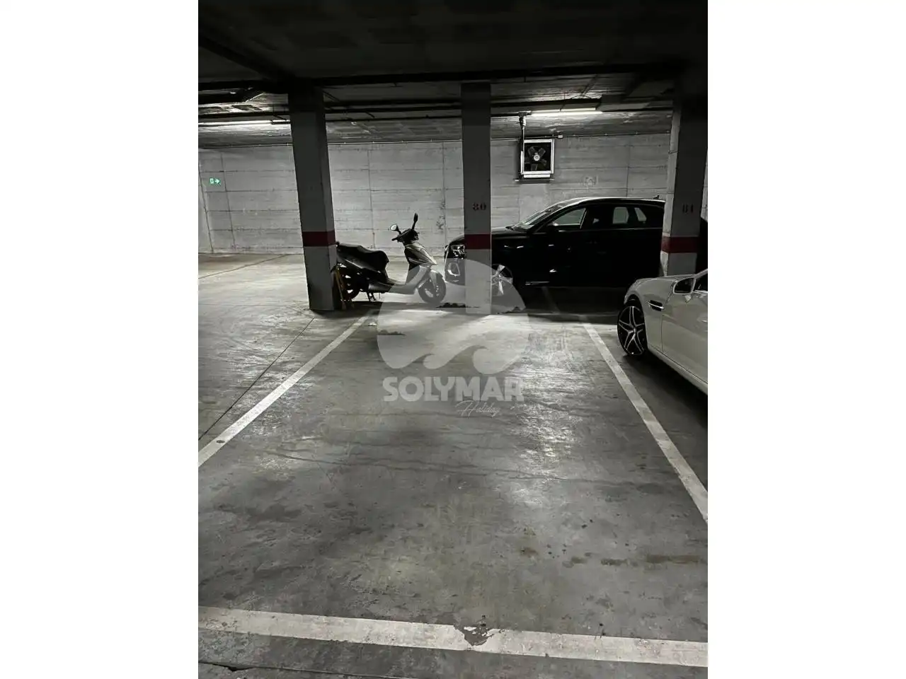 Parking de Local en venta en Vélez-Málaga