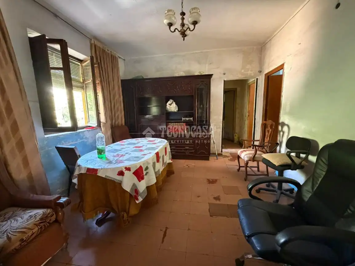 Comedor de Piso en venta en Linares con Balcón