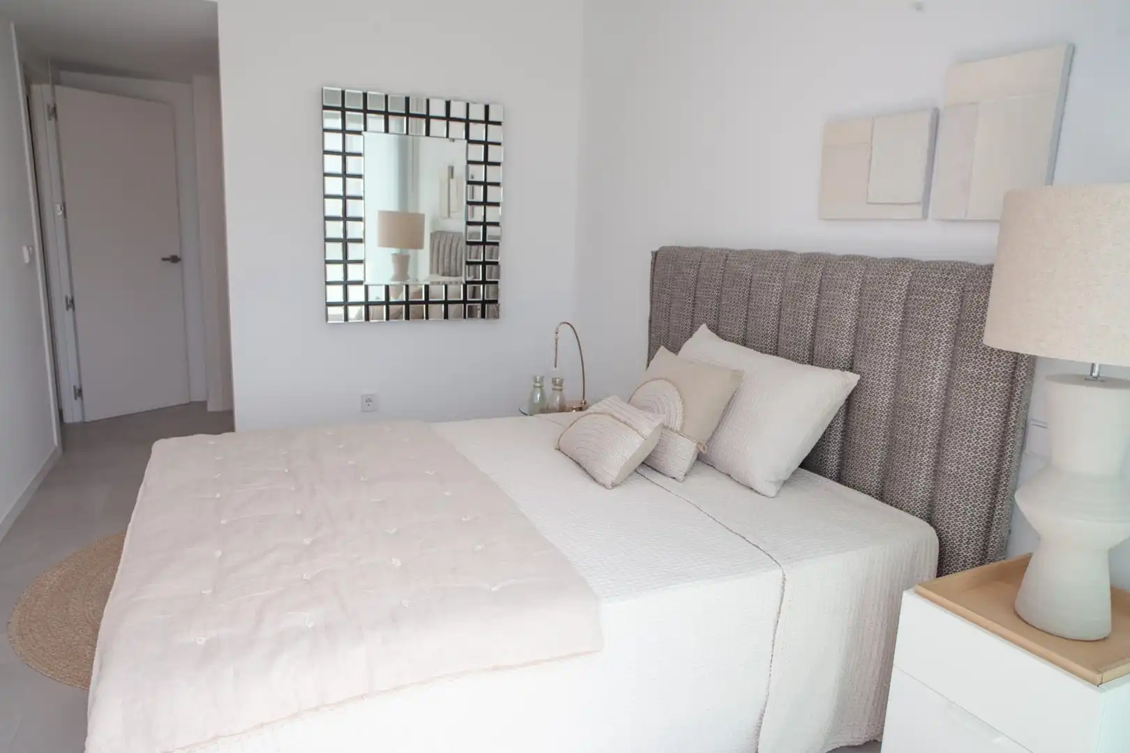 Apartamento con piscina en venta en Golf Bahía, imagen 10