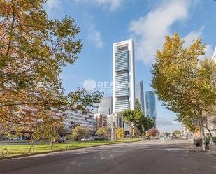 Vista exterior de Pis en venda en  Madrid Capital amb Aire condicionat, Calefacció i Terrassa