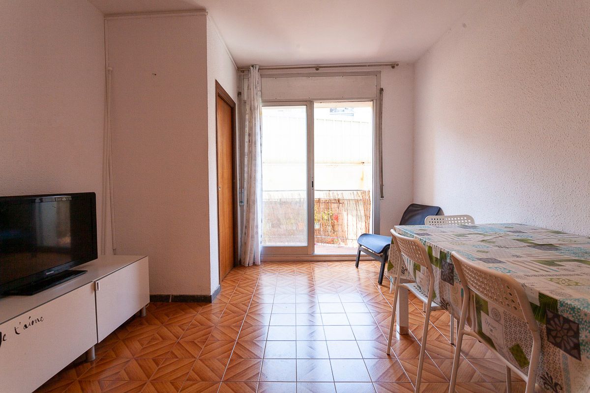 Habitación de Piso en venta en  Barcelona Capital con Balcón