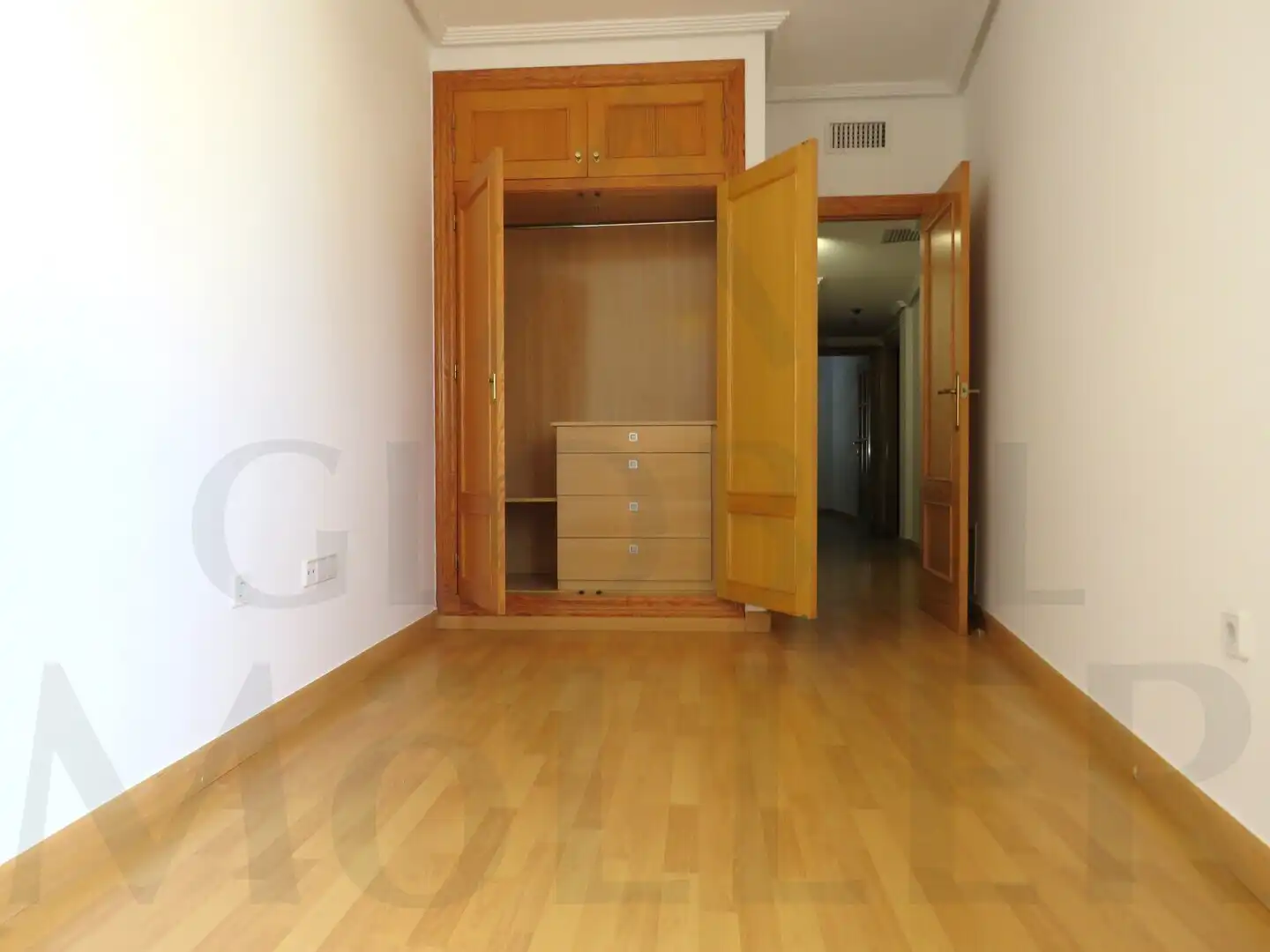 Habitación de Piso en venta en Cartagena con Aire acondicionado, Horno y Microondas