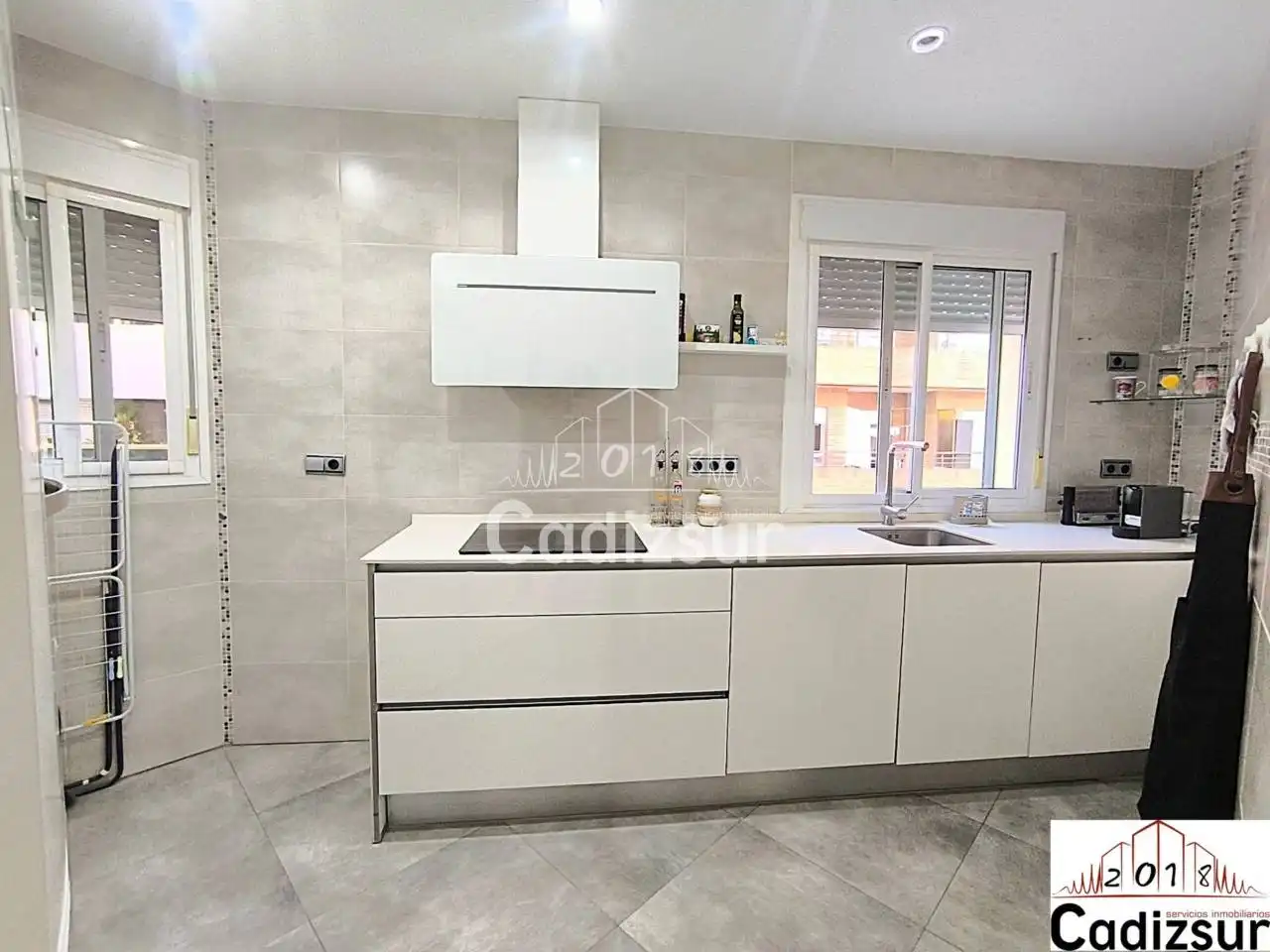 Küche von Wohnung zur Miete in Cádiz mit Klimaanlage, Terrasse und Möbliert