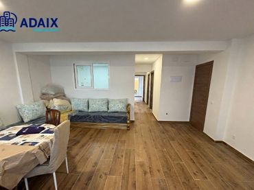 Bajo en venta en Roda de Barà