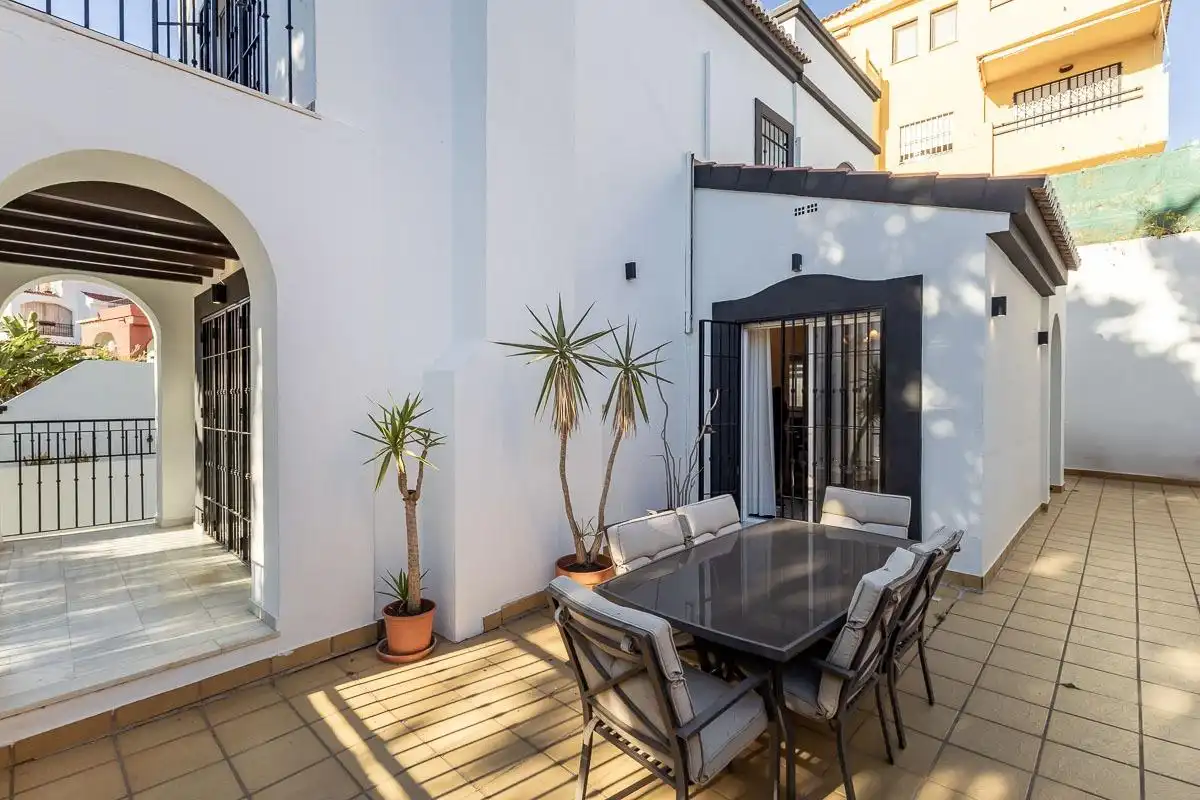 Terraza de Casa adosada en venta en Motril con Terraza y Alarma