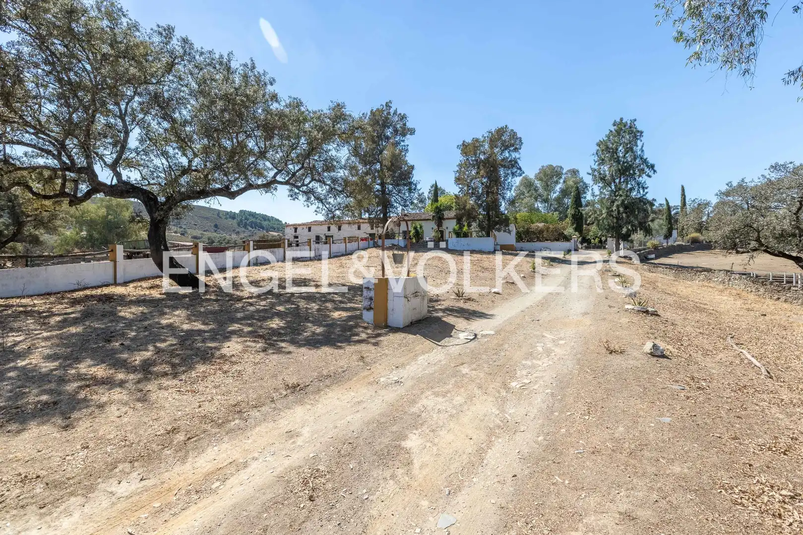 Houses for sale in Aracena, Huelva