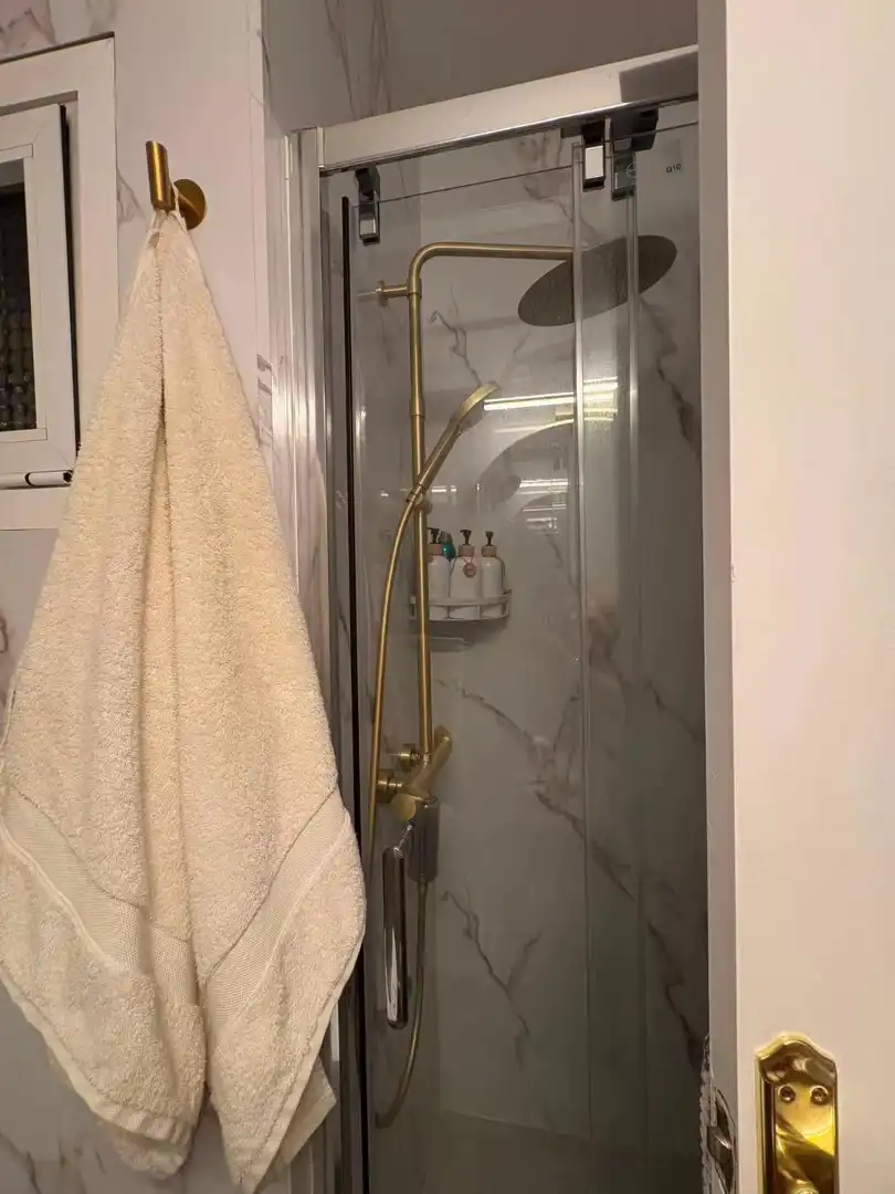Bany de Pis en venda en Barcelona amb Aire condicionat, Calefacció i Parquet