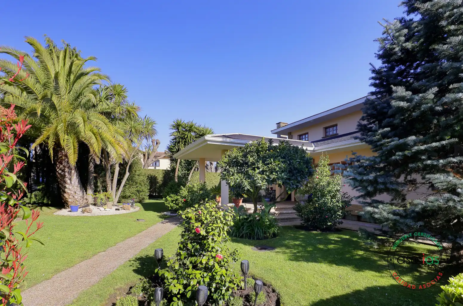 House with garden for sale in Somió - AV PROFESOR PEREZ PIMENTEL 714, imagen 8