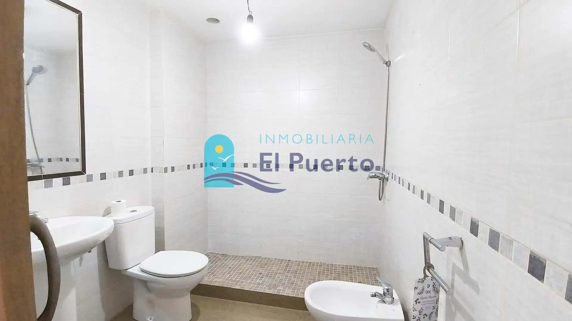 Bany de Apartament en venda en Mazarrón amb Alarma