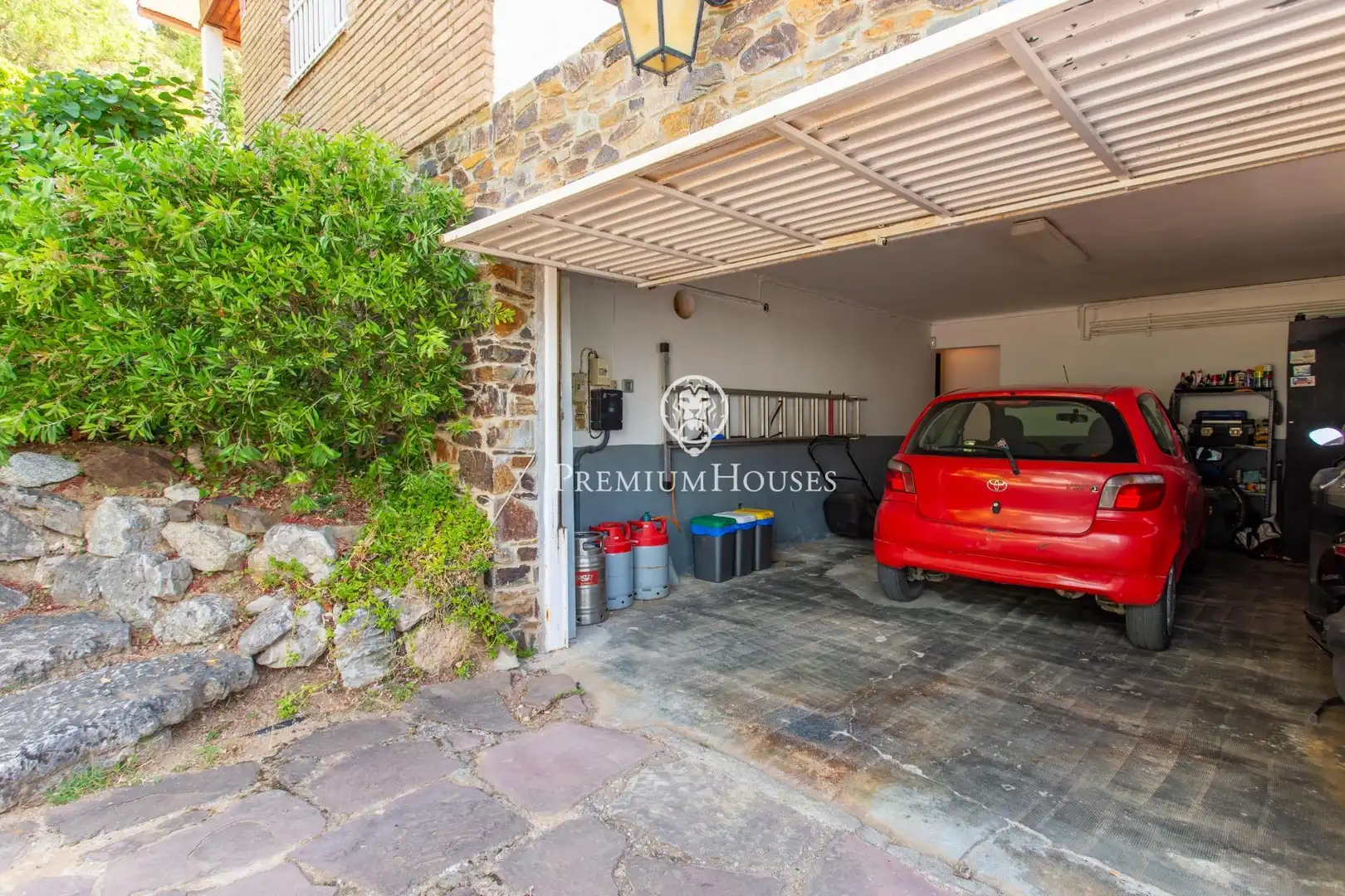 Parking de Casa o chalet en venta en Vallromanes con Calefacción, Jardín privado y Terraza
