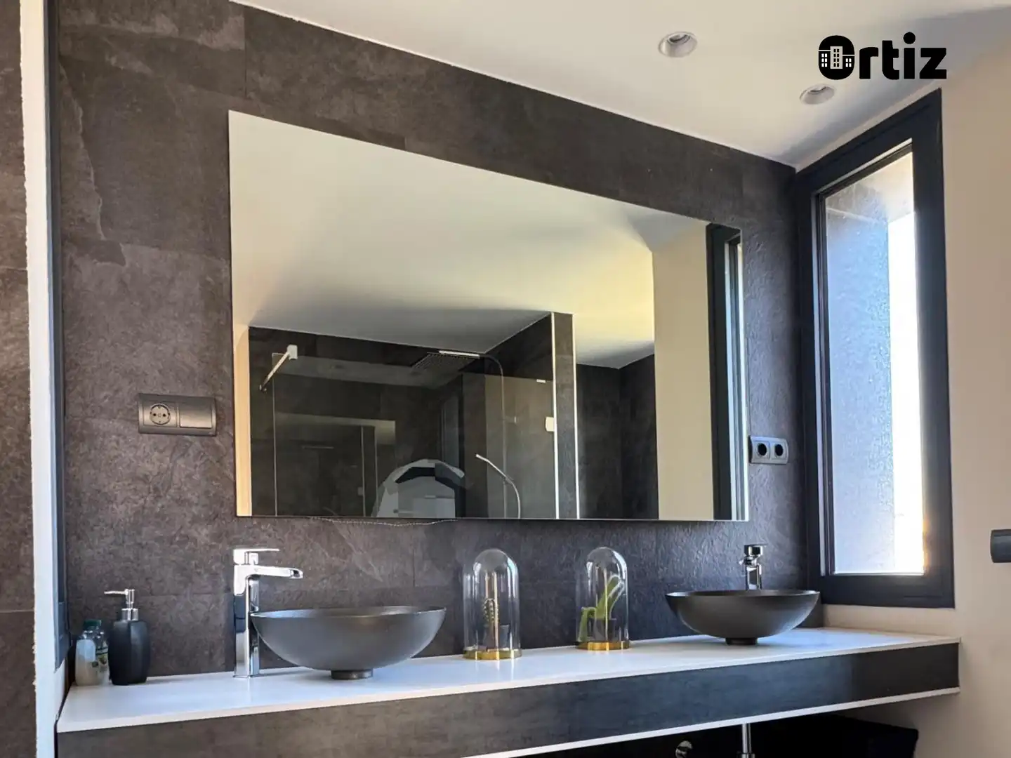 Baño de Casa o chalet en venta en Torrejón de Ardoz con Calefacción, Terraza y Piscina