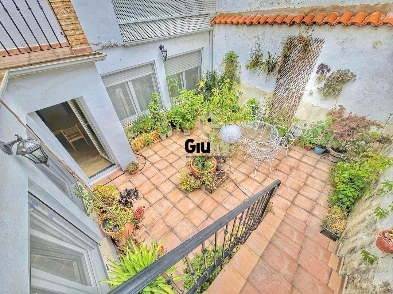 Jardí de Planta baixa en venda en Cáceres Capital amb Calefacció, Terrassa i Traster