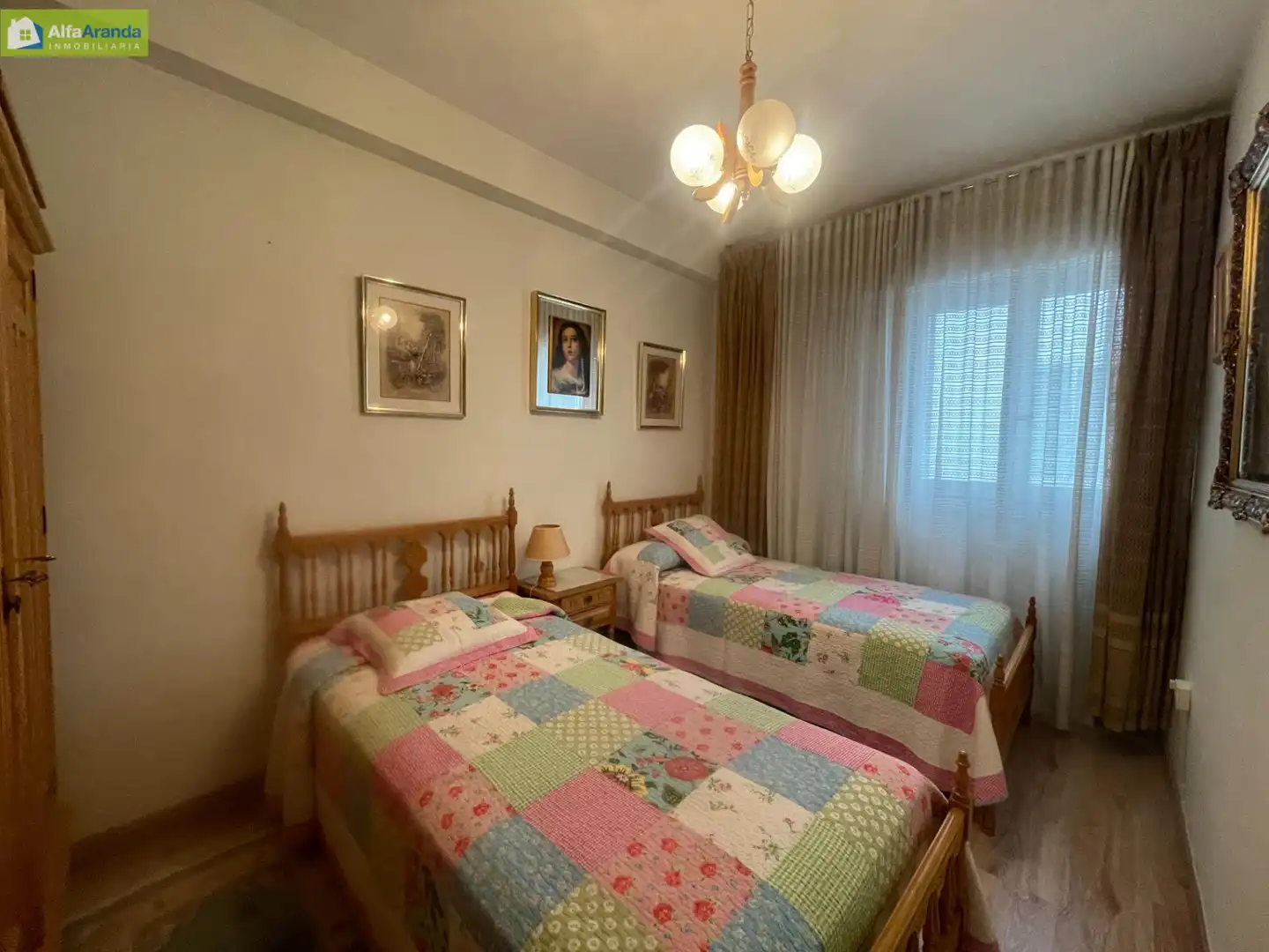 Schlafzimmer von Wohnung zum Verkauf in Roa mit Heizung, Möbliert und Balkon