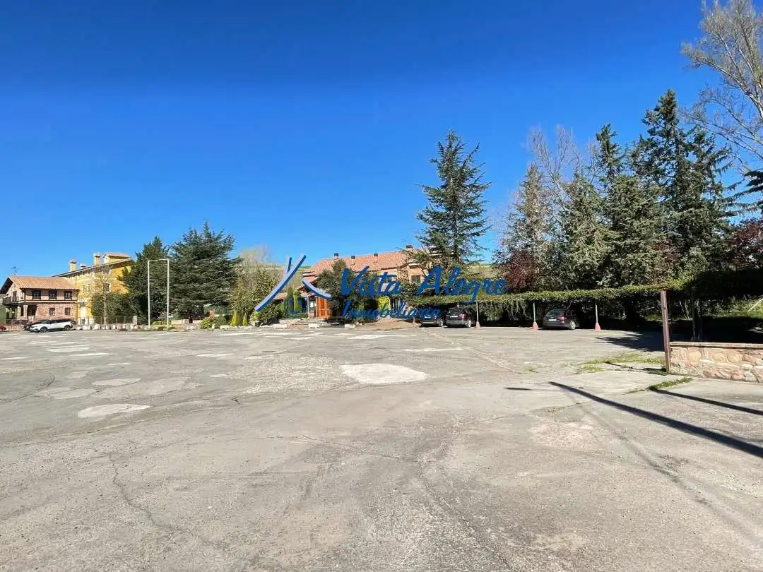 Parking of Buildings for sale in Fresneña