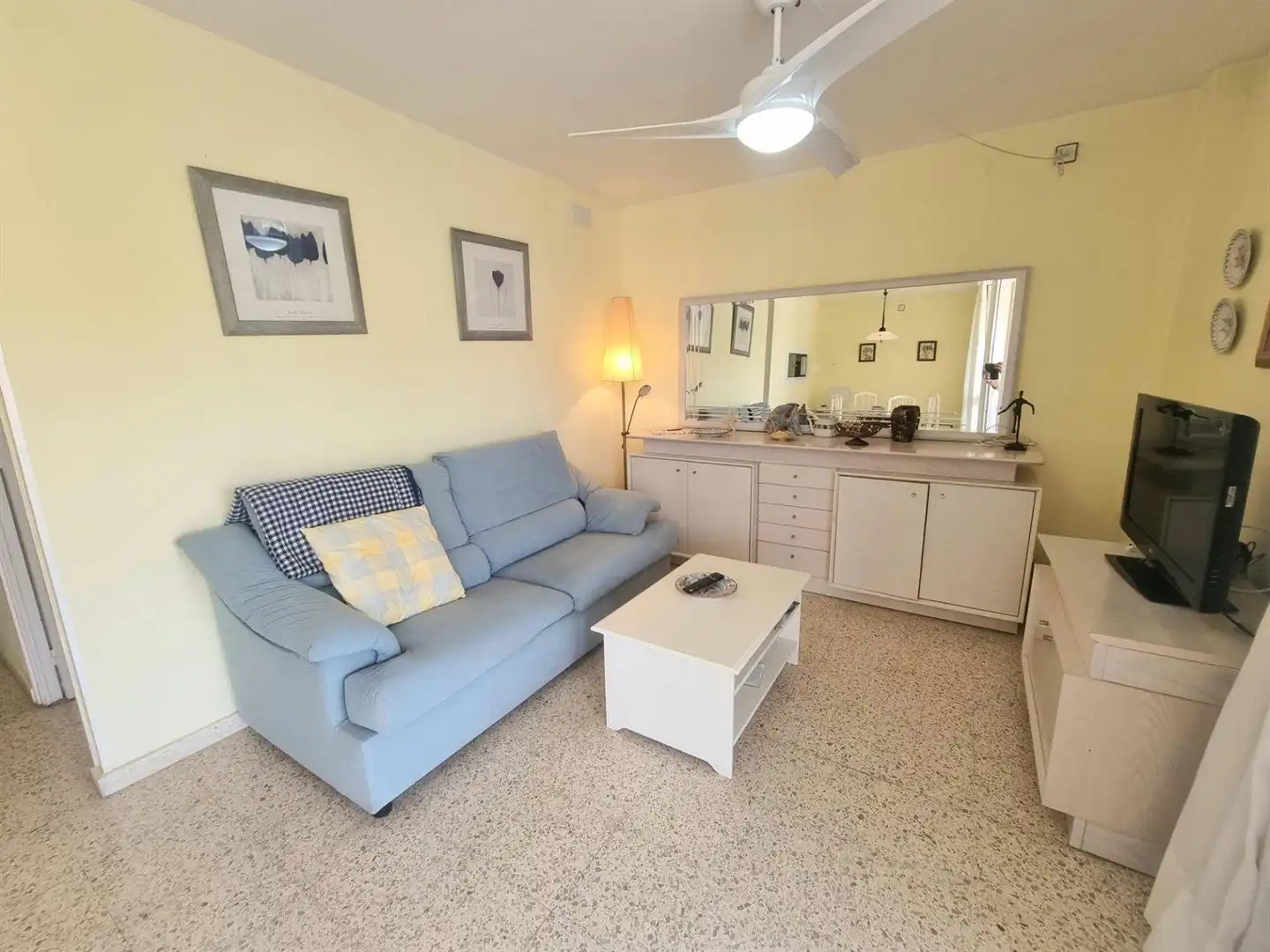 Sala de estar de Piso en venta en Torredembarra con Aire acondicionado, Calefacción y Trastero