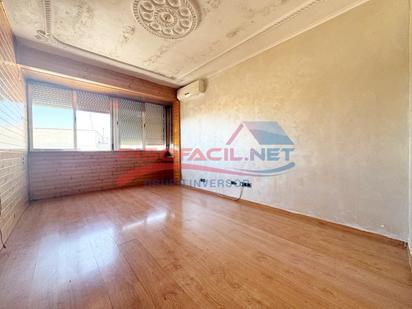 Bedroom of Flat for sale in Parla  with Air Conditioner