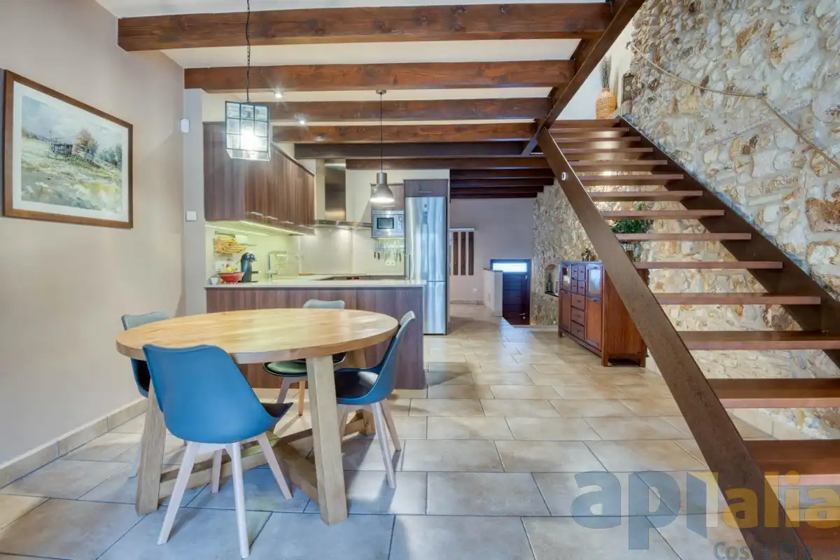 Cocina de Casa adosada en venta en Sant Feliu de Guíxols con Calefacción, Jardín privado y Terraza