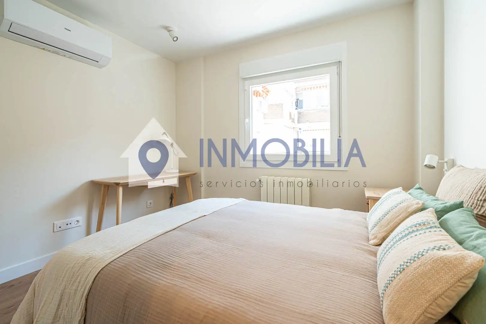 Bedroom of Flat for sale in Madrid  with Air Conditioner, Heating and Terrace