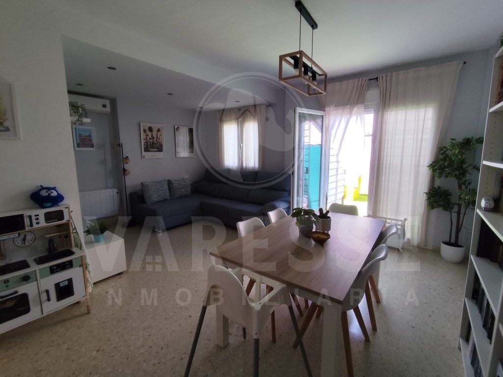 Living room of Single-family semi-detached for sale in Benacazón