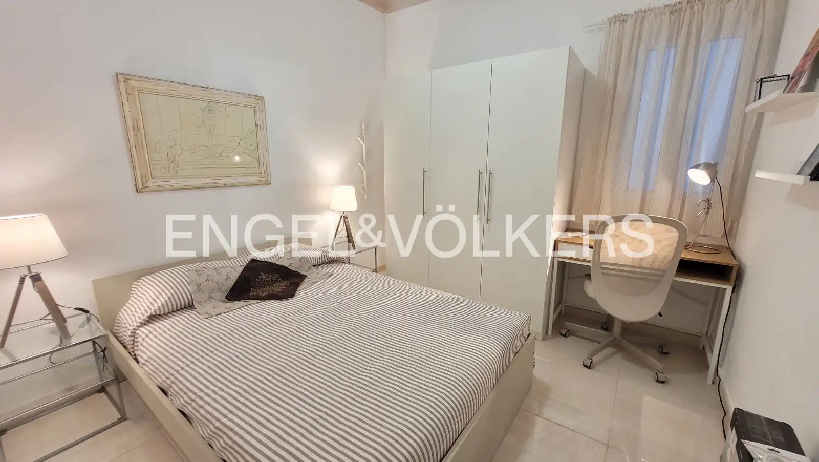 Bedroom of Flat for rent in Valencia  with Air Conditioner and Heating