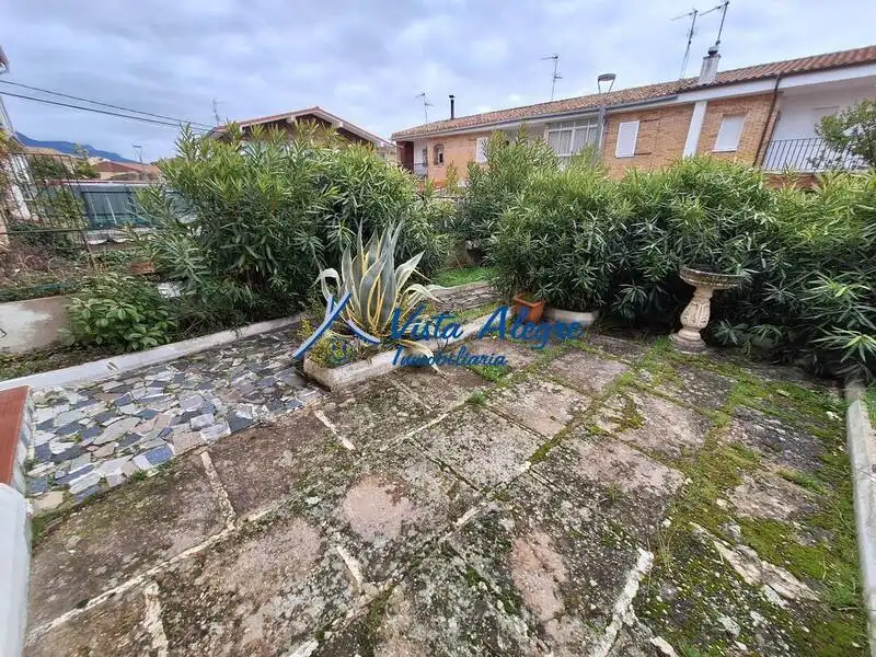 Jardín de Casa adosada en venta en Labastida / Bastida con Jardín privado, Terraza y Trastero