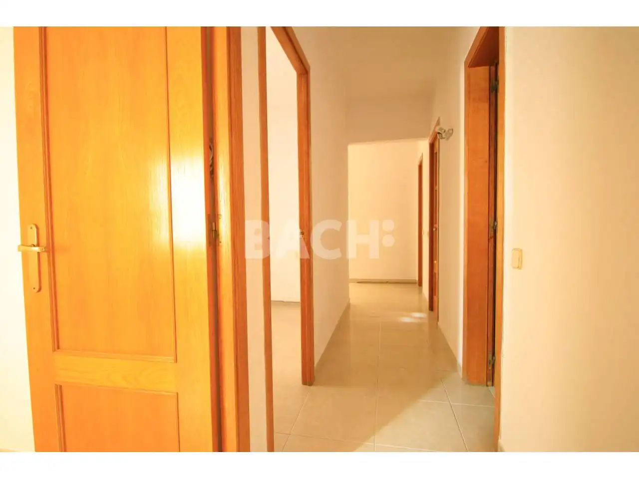 Flat for sale in Vic  with Heating and Balcony