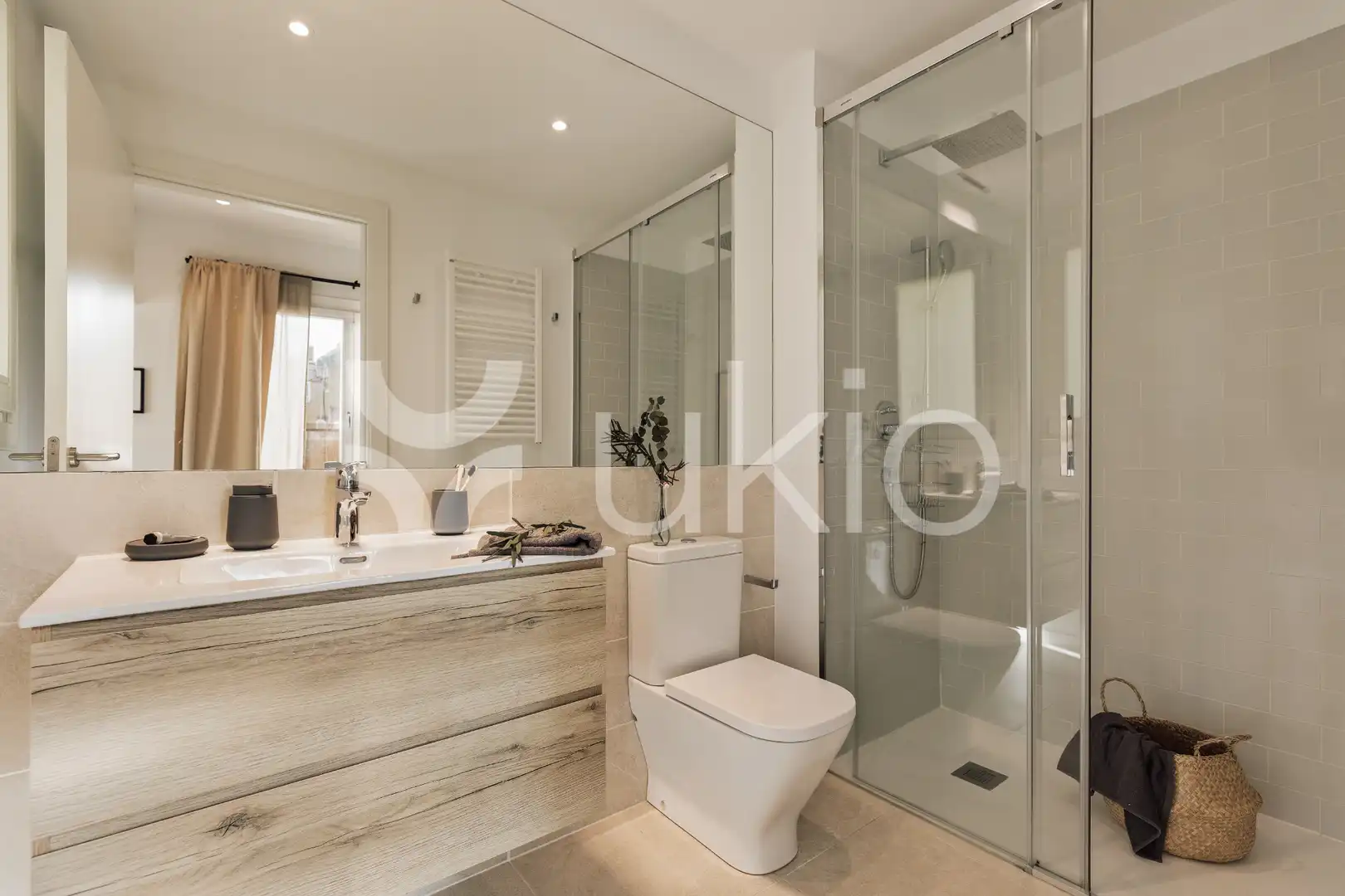 Apartamento con ascensor en alquiler en Gran Via de les Corts Catalanes, imagen 19