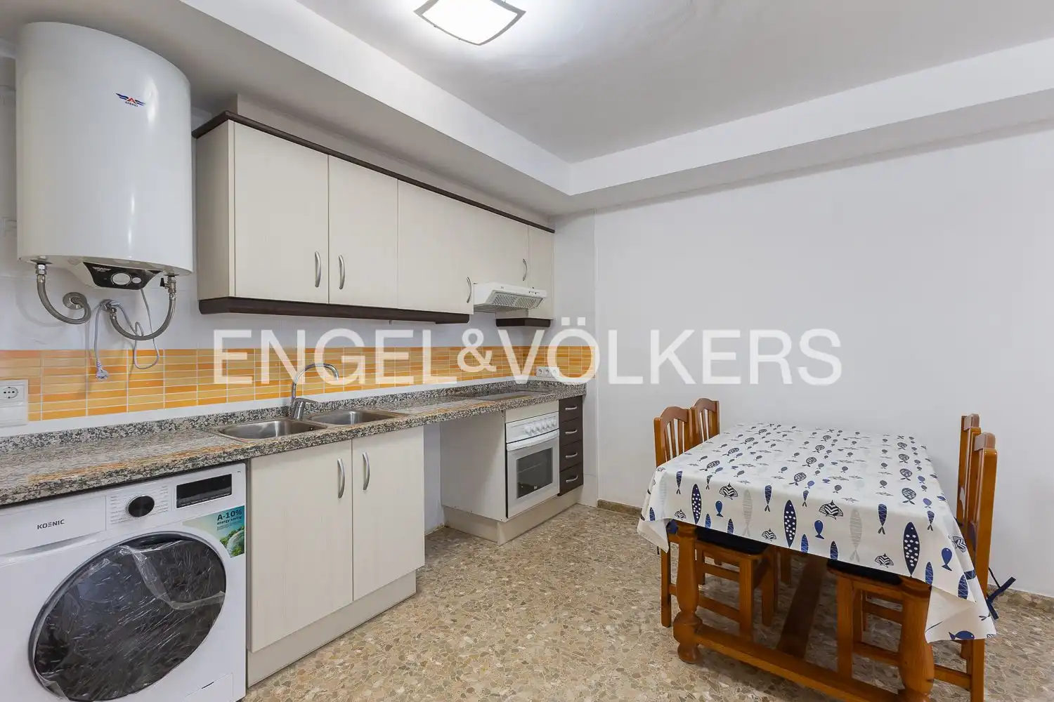 Cocina de Piso de alquiler en Sagunto / Sagunt con Aire acondicionado, Calefacción y Parquet