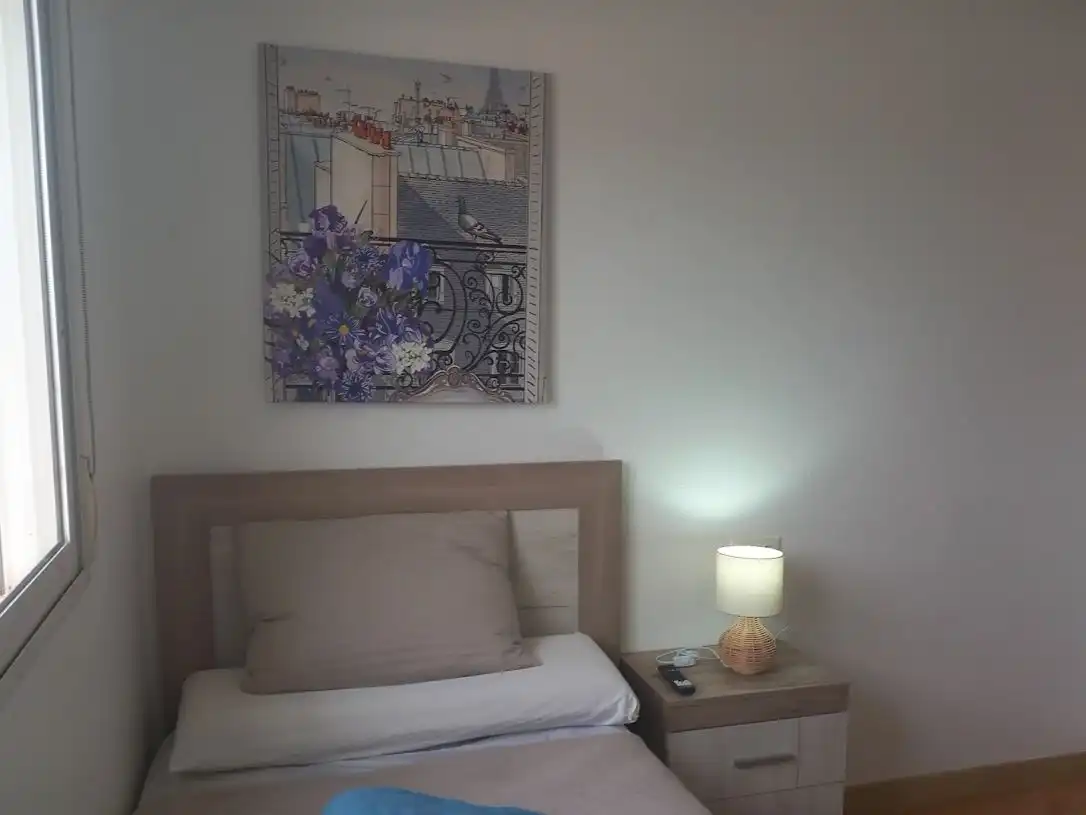 Bedroom of Flat for share in Monforte del Cid, Alicante