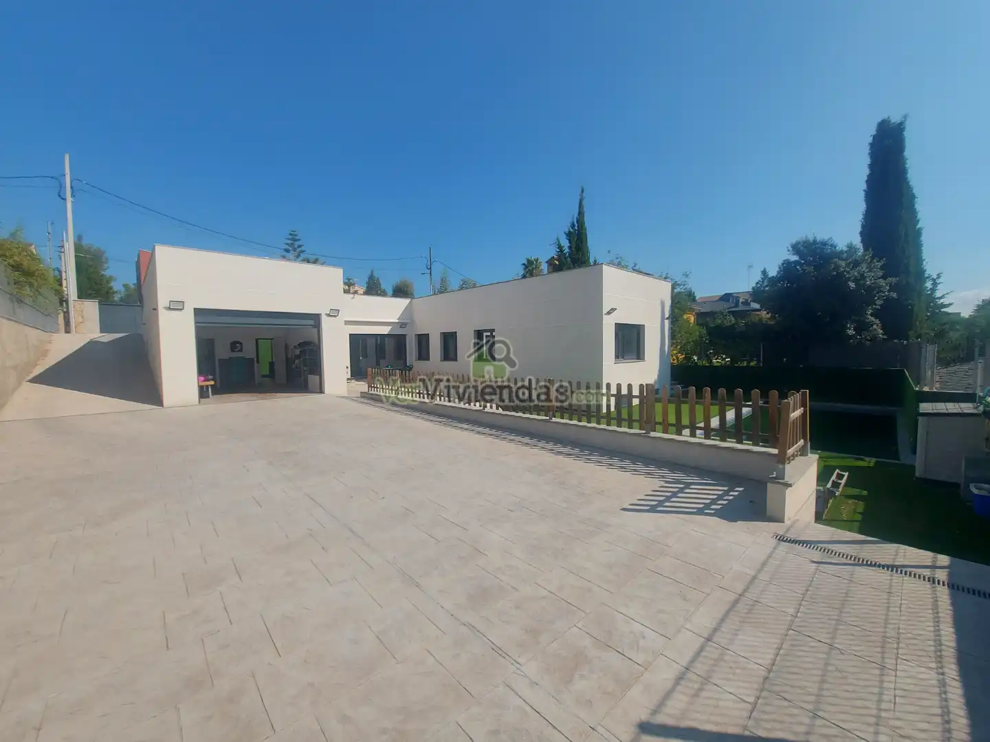 Außenansicht von Haus oder Chalet zum Verkauf in Pallejà mit Klimaanlage, Heizung und Privatgarten