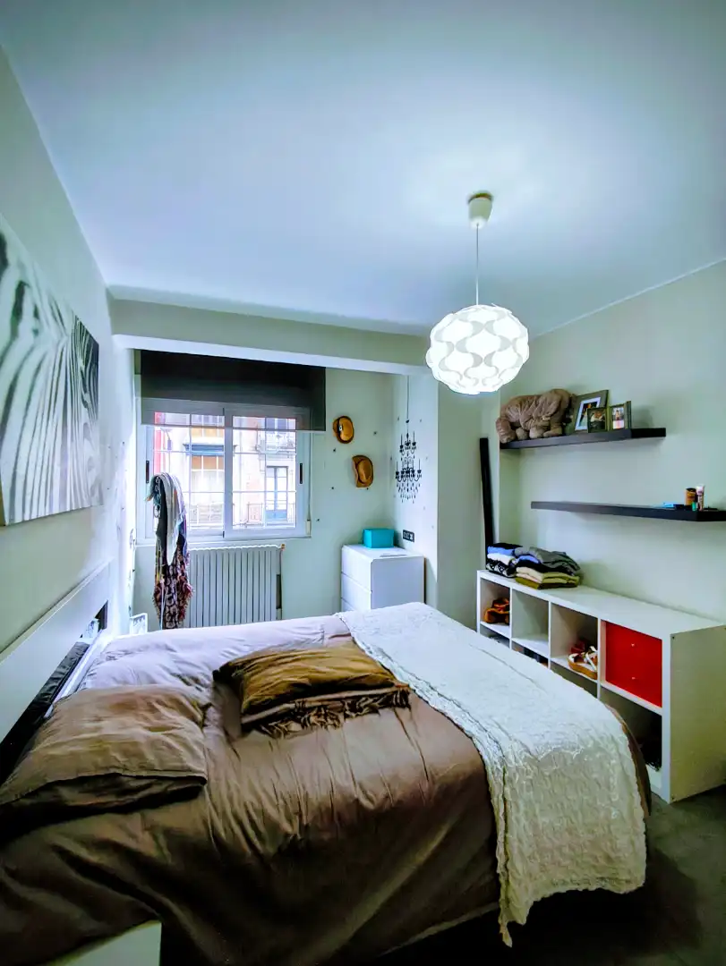 Habitación de Piso en venta en Avilés con Calefacción y Amueblado