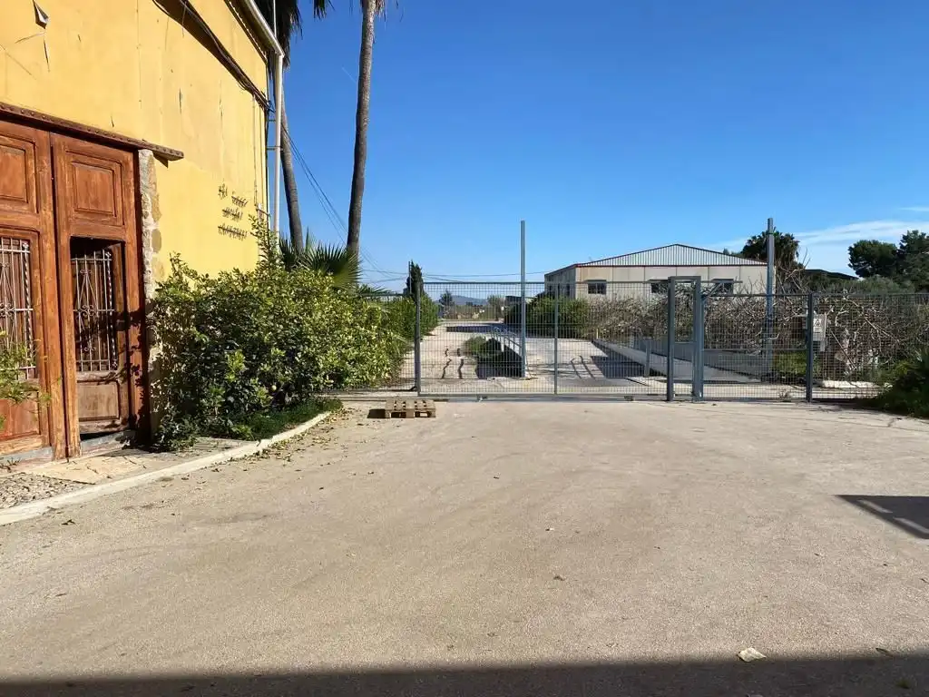 Nave industrial en venta en Calle Vereda de las Palmeras, imagen 4
