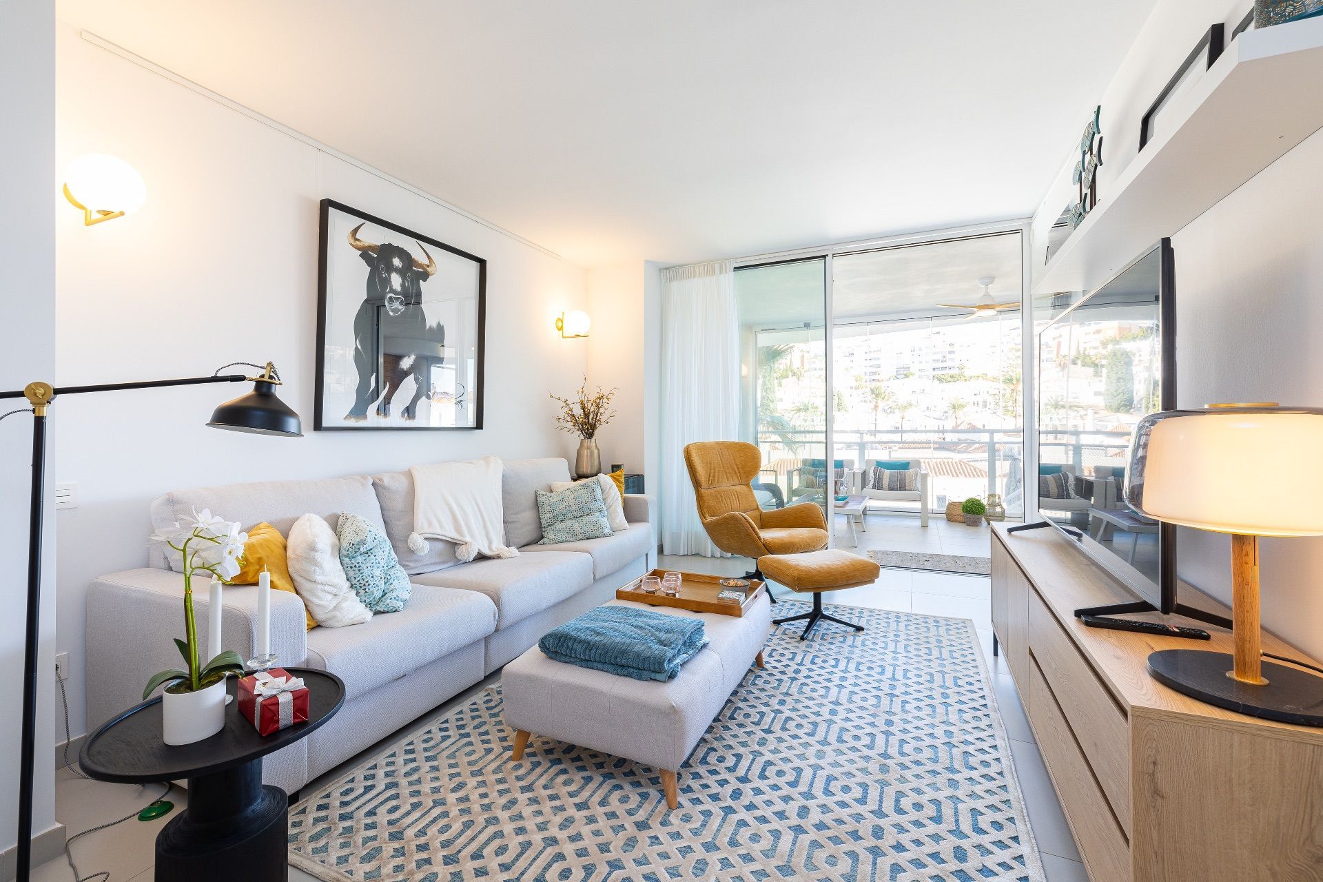 Sala d'estar de Apartament en venda en Benalmádena amb Aire condicionat, Calefacció i Jardí privat