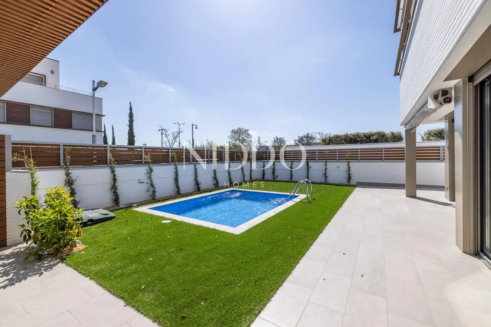 Swimming pool of Detached homes for rent in Sabadell  with Air Conditioner, Heating and Private garden