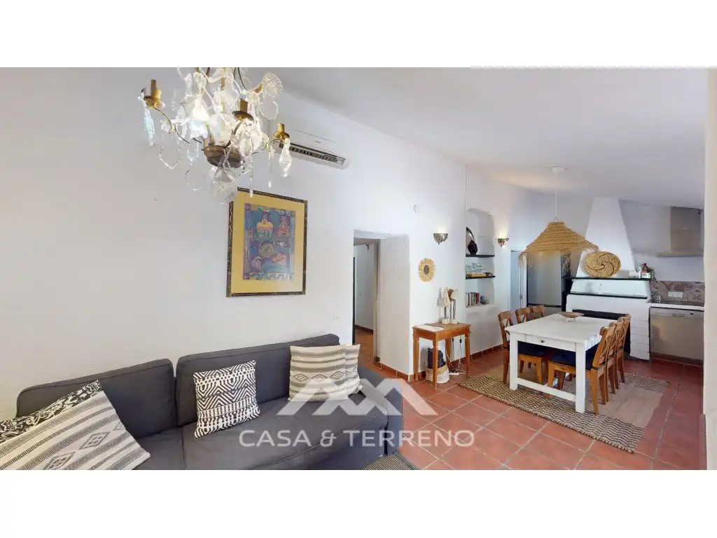 Living room of Commercial properties for sale in Arenas  with Air Conditioner