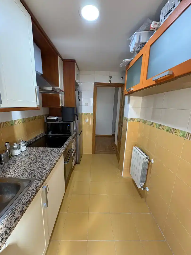 Küche von Maisonette zum Verkauf in Fuenlabrada mit Parkett, Abstellraum und Möbliert