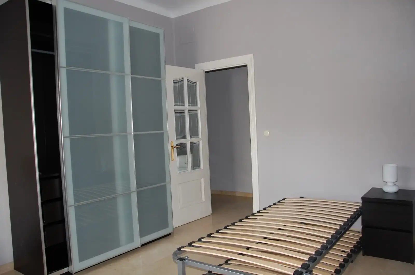 Bedroom of Flat for rent in Granada  with Heating, Terrace and Furnished